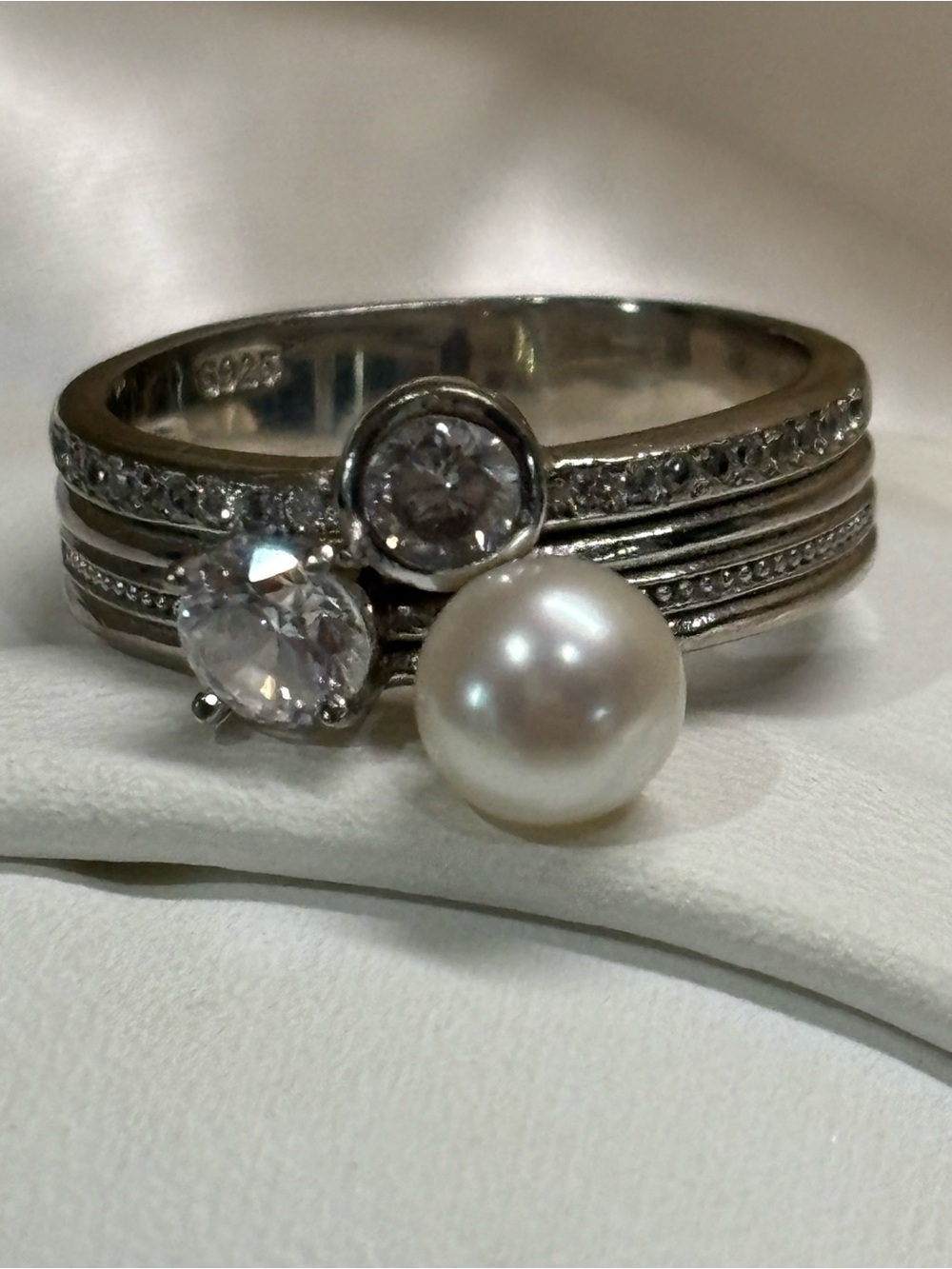 Sterling Silver Pearl and Cubic Zirconia Stacking Ring - White Pearl